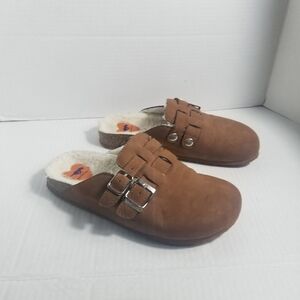 ROCKET DOG BROWN WITH CREAM SHERPA LINING MULES ESTIMATED SIZE 6.5